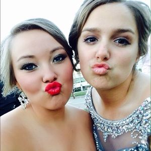 Meet your Posher, Annah