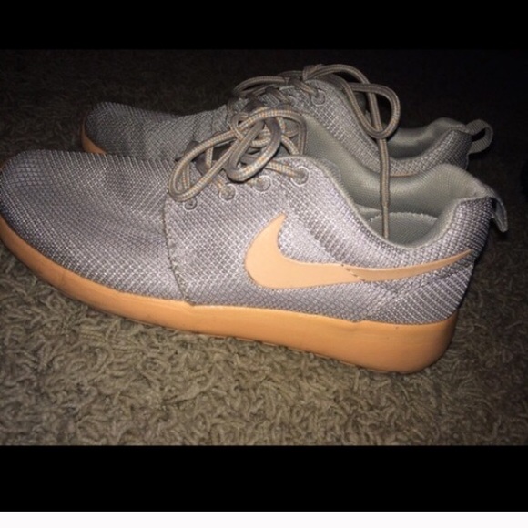 ‼️ (SOLD) to @planetjanet7