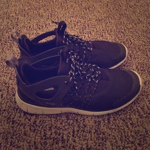 Nike Free Viritous Sneaker