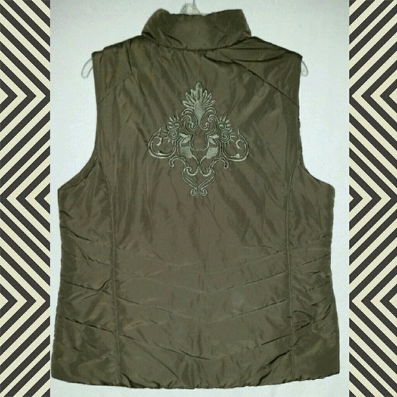 Leslie Fay Sport Lightweight Puffy Vest - Picture 2 of 2