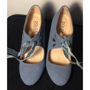 Dolce by Mojo Moxy Suede-like lace butterfly pumps