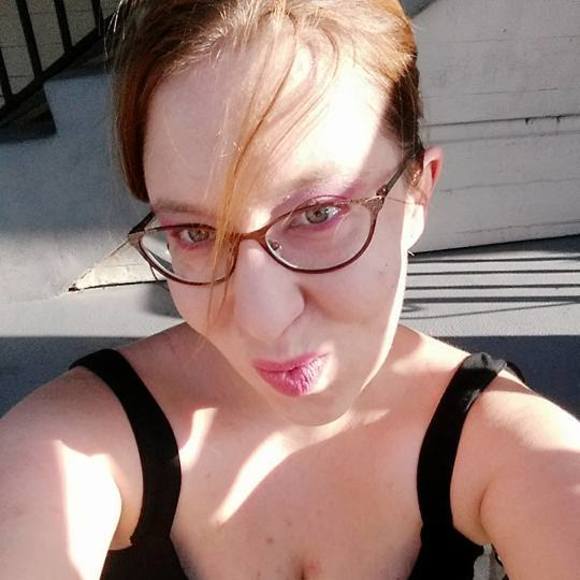 Meet your Posher, Alicia