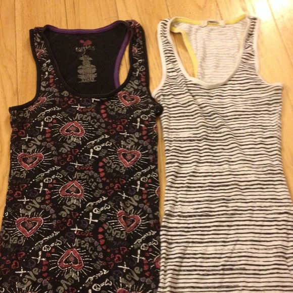 Tank top bundle - Picture 2 of 4