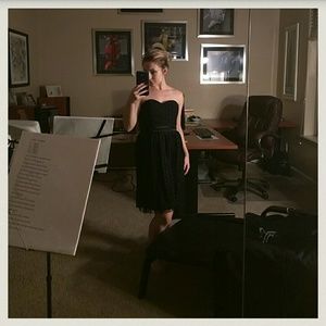 Last Chance -White House Black Market Dress