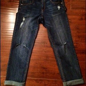 Super Stretchy Distressed Crops!