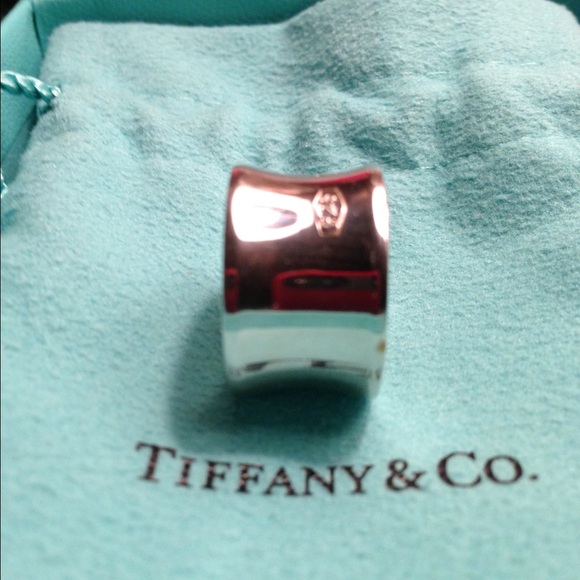 Tiffany & Co. concave sterling silver ring sz sm - Picture 2 of 4