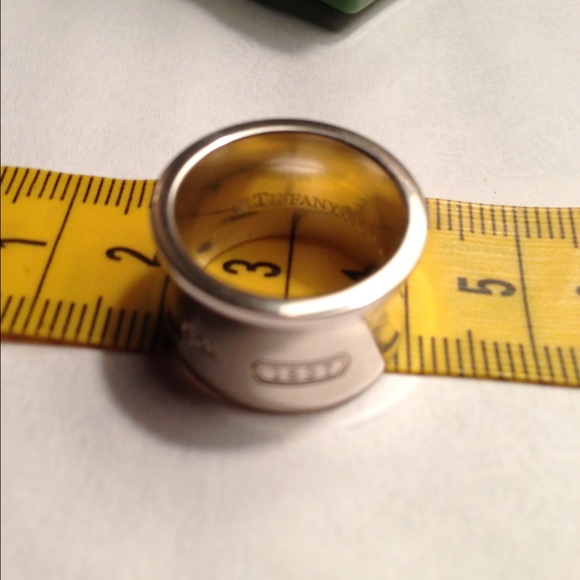 Tiffany & Co. concave sterling silver ring sz sm - Picture 3 of 4