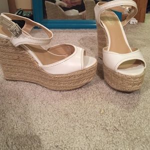White wedges