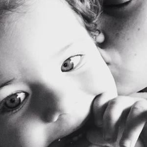 Meet your Posher, Larissa