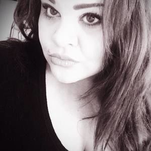 Meet your Posher, Jenia