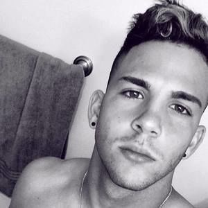 Meet your Posher, Zavier