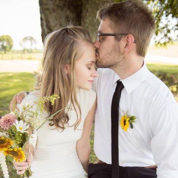 Meet your Posher, Julia - Picture 1 of 1