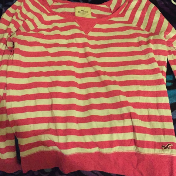 Light sweater/ long sleeve shirt