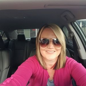 Meet your Posher, Beth