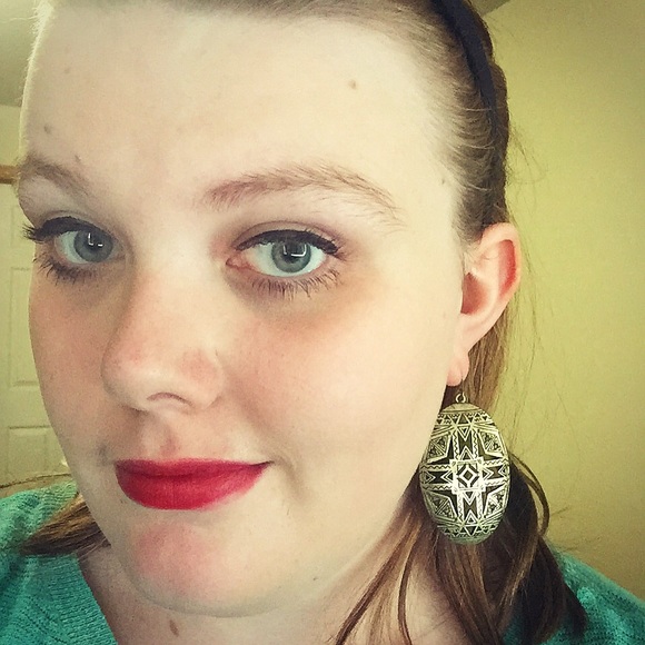 Meet your Posher, Kelsie