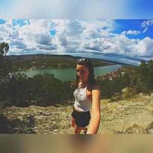 Meet your Posher, Kat