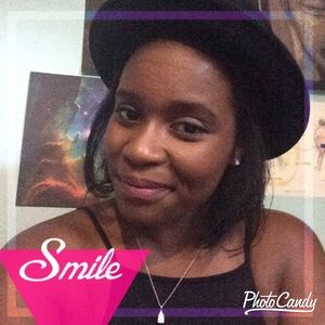 Meet your Posher, Samantha