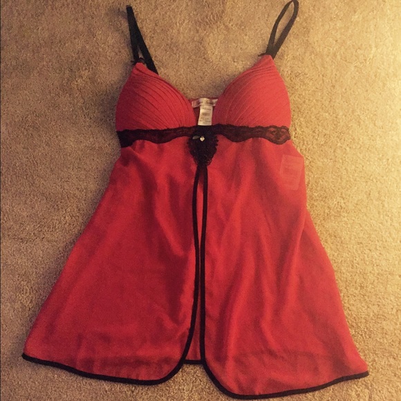 Linea Donatella red/black 2 pieces sleepwear.