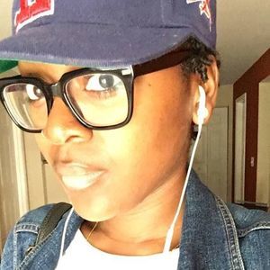 Meet your Posher, Sidney