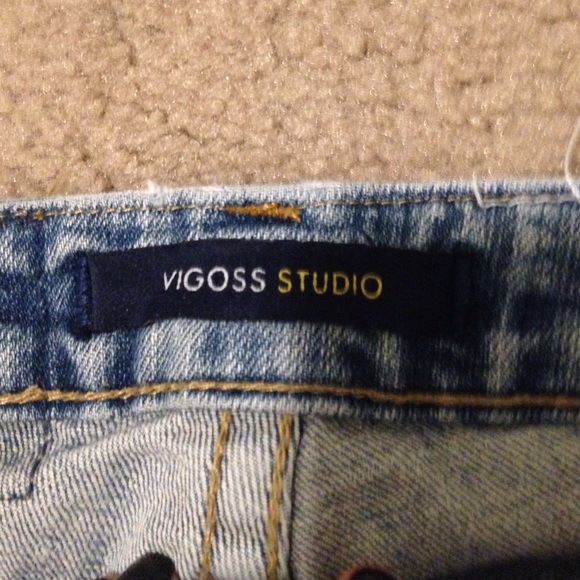 Jeans - Picture 2 of 4