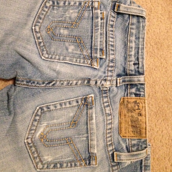 Jeans - Picture 3 of 4