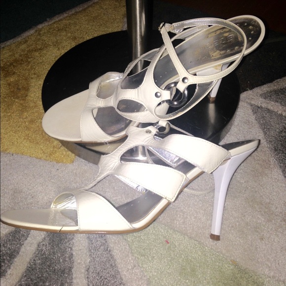 Soft and sassy white patent strappy sandal - Picture 2 of 2
