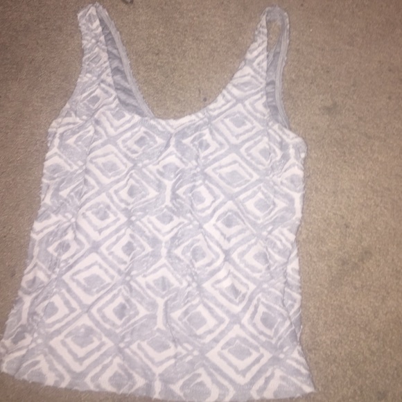 crop top - Picture 1 of 1