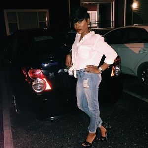 Meet your Posher, Rachel