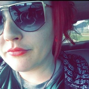 Meet your Posher, Ishauna