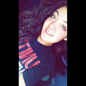 Meet your Posher, Graciela