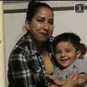 Meet your Posher, Yadira