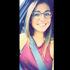 Meet your Posher, Kasey