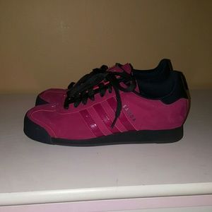 🔥Womens Pink Adidas🔥