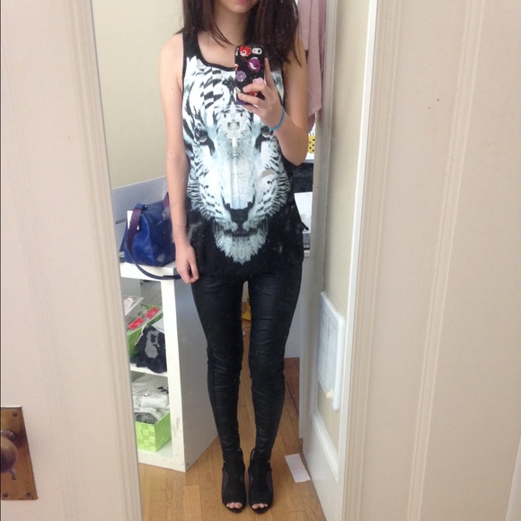 BRAND NWT Marcel Burlon County of Milan Tank - Picture 4 of 4