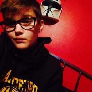 Meet your Posher, Skylar