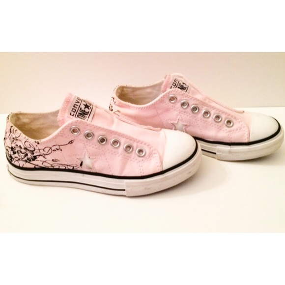 Converse Light Pink Graphic Sneakers