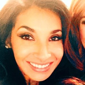 Meet your Posher, Marisa