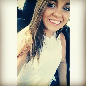 Meet your Posher, Carissa