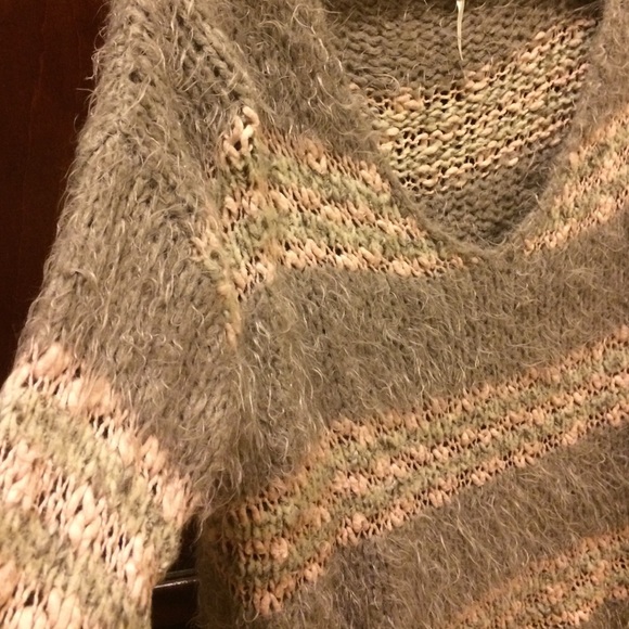 Free People sweater - Picture 2 of 4