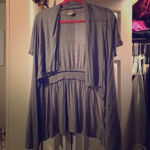 Short sleeve light cardigan