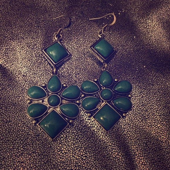 Native Silver and Turquoise Dangle Earrings - Picture 1 of 2