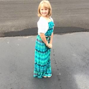 Meet your Posher, Crystal