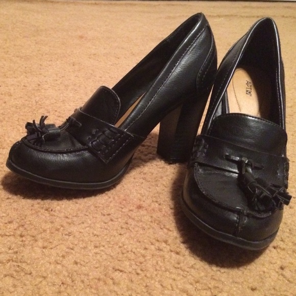 Vintage Leather Loafer Heels