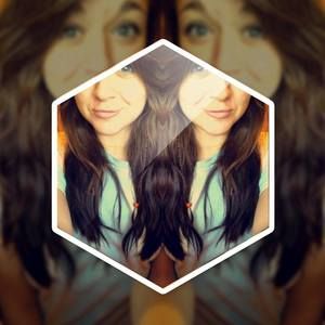 Meet your Posher, Kylee