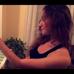 Meet your Posher, Nicole