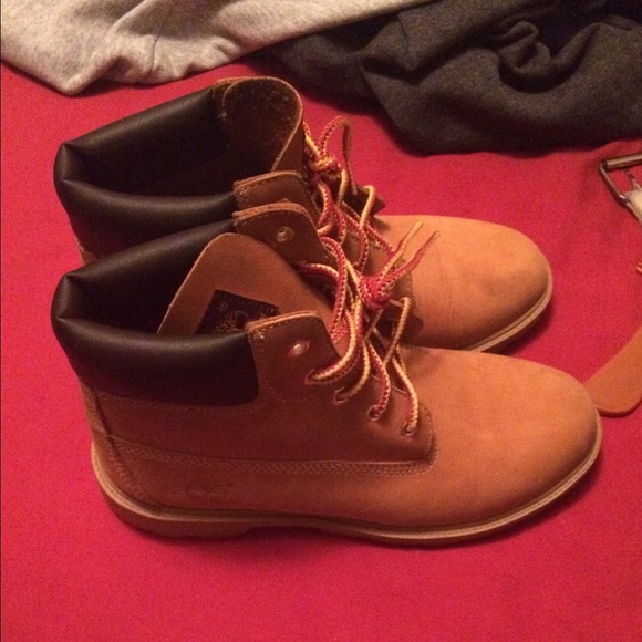 Timberlands - Picture 2 of 4