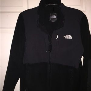 Woman's Northface jacket