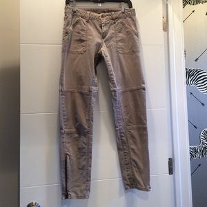 Banana Republic skinny, stretch side zip cargo