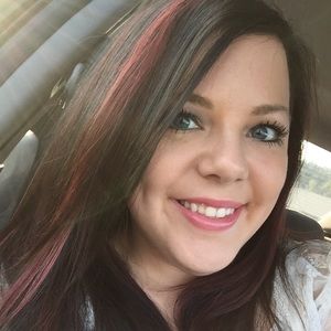 Meet your Posher, Carly