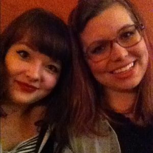 Meet your Posher, Val